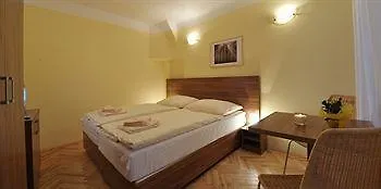 U Zlate Podkovy Apartments Praga 0*,  Czechy
