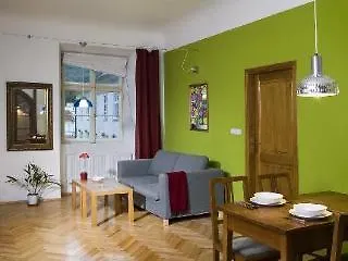 U Zlate Podkovy Apartments Praga Czechy